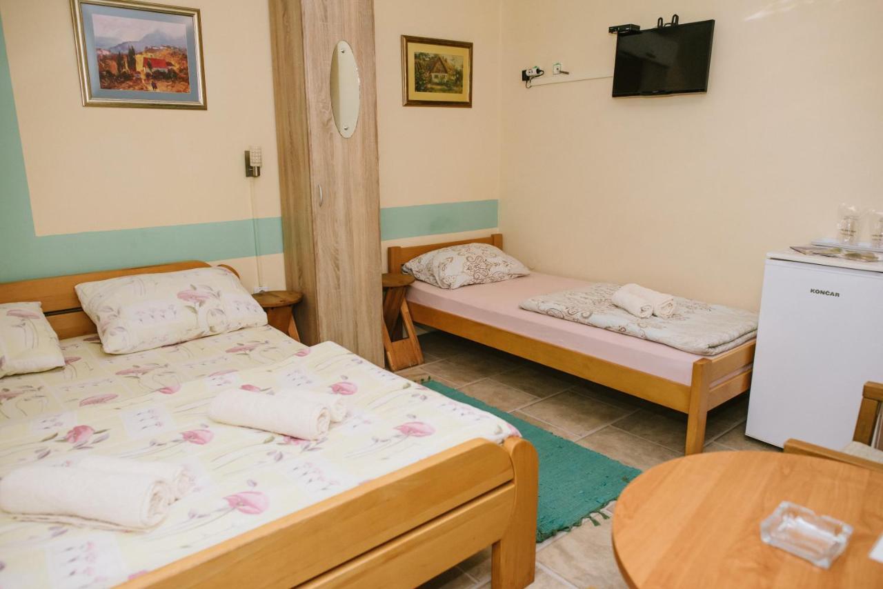 Sobe Tatjana Appartement Palić Buitenkant foto